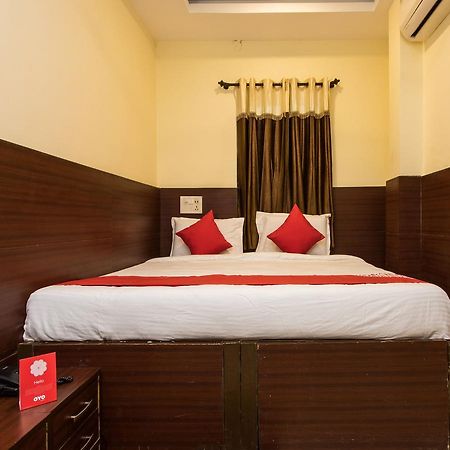 Oyo 11945 Hotel Glory Palace Indore Exterior photo